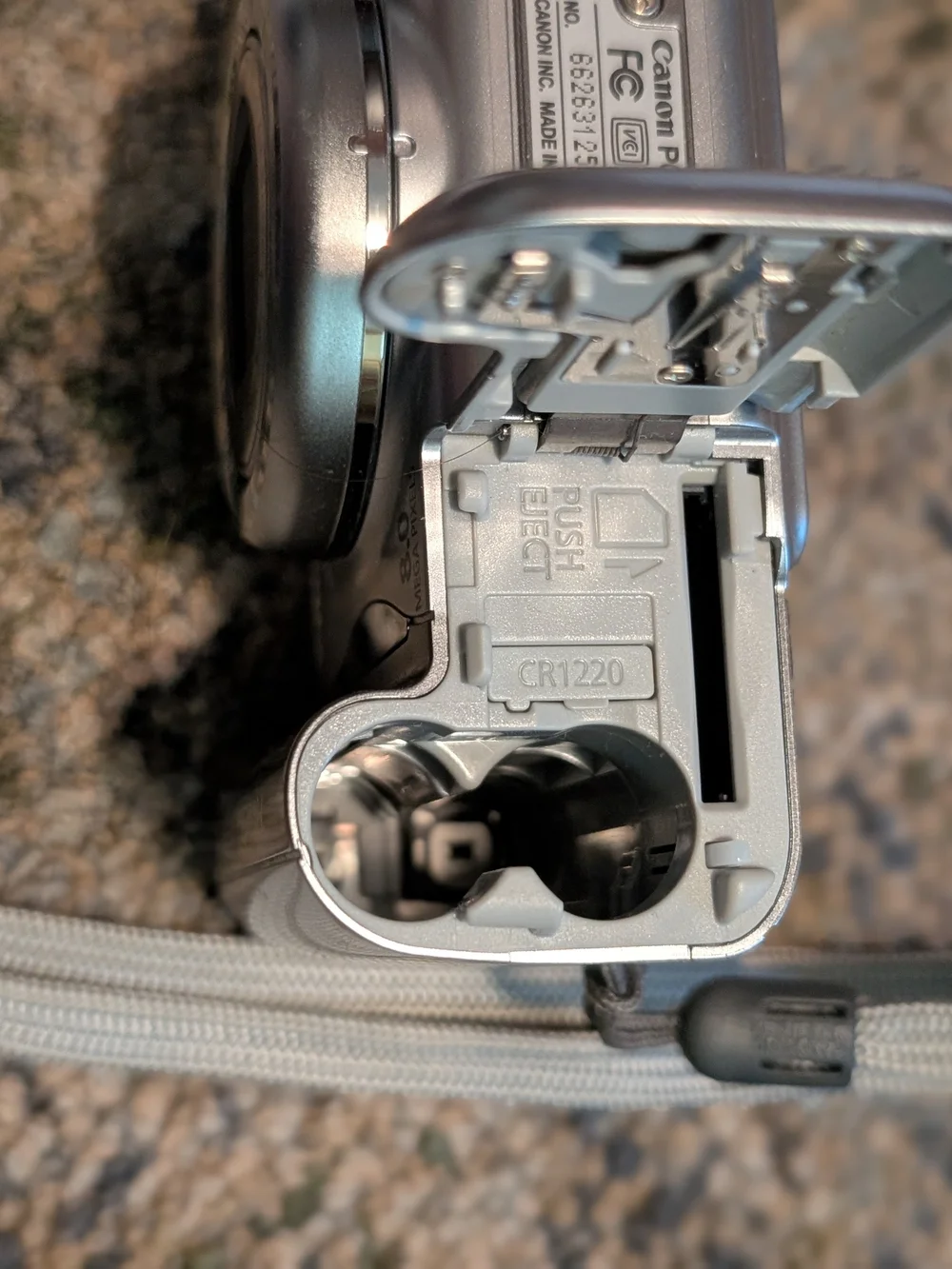 Canon PowerShot A720 IS Digital Camera - Silver